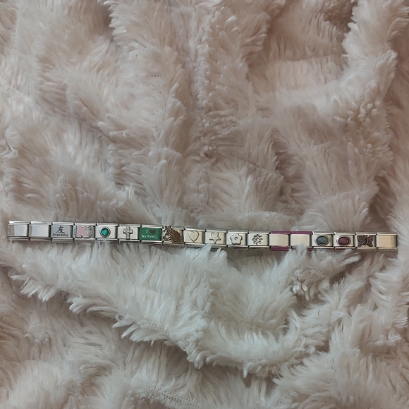 Vintage Italian Charm Bracelet - Picture 4 of 4